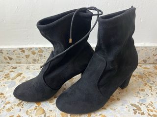 Botines negros tacón nº37