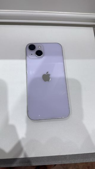 iPhone 14 morado