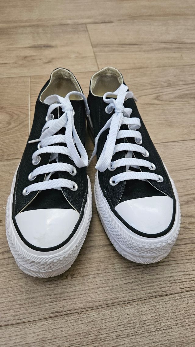 Converse All Star negras de plataforma