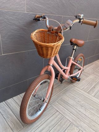 Bicicleta clásica rosa