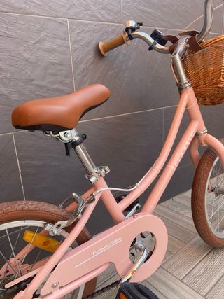 Bicicleta clásica rosa
