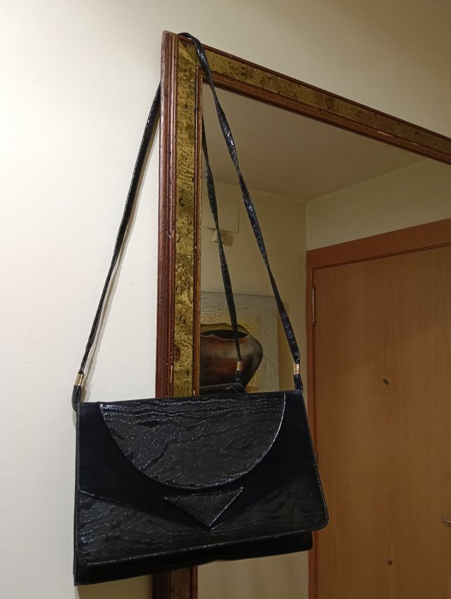 Bolso negro piel - elegante