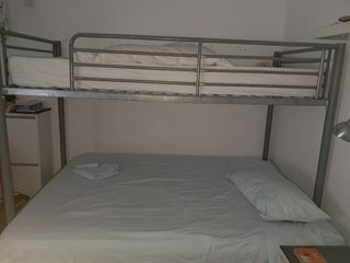 Cama alta metalica 90cm gris. 1 cama