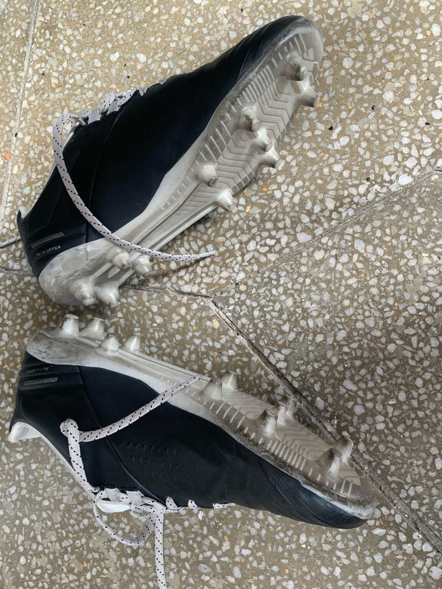 Botas fútbol/rugby Kiptsa. apenas usadas