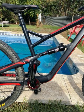 Bicicleta Enduro YT Jeffsy