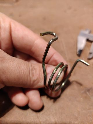 Muelle freno tambor Derbi Variant