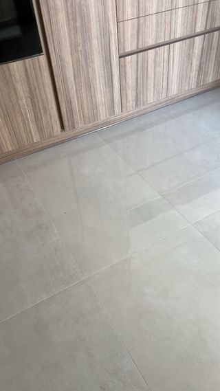 Suelo porcelánico rectificado 60x120cm