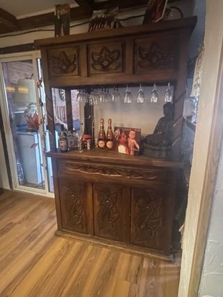 Barra de bar rústica de madera