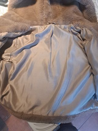 Giubbino ecopelliccia beige