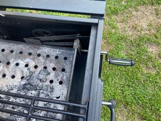 Barbacoa carbón CHAR-BROIL usada