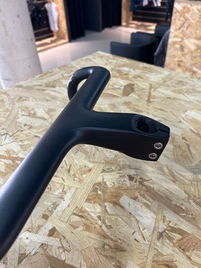 Manillar carbono Megamo