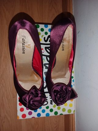 Zapatos salón Morados