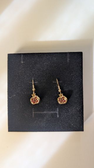 Collar y pendientes granada dorados