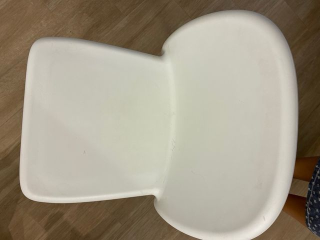 Silla infantil Ikea blanca