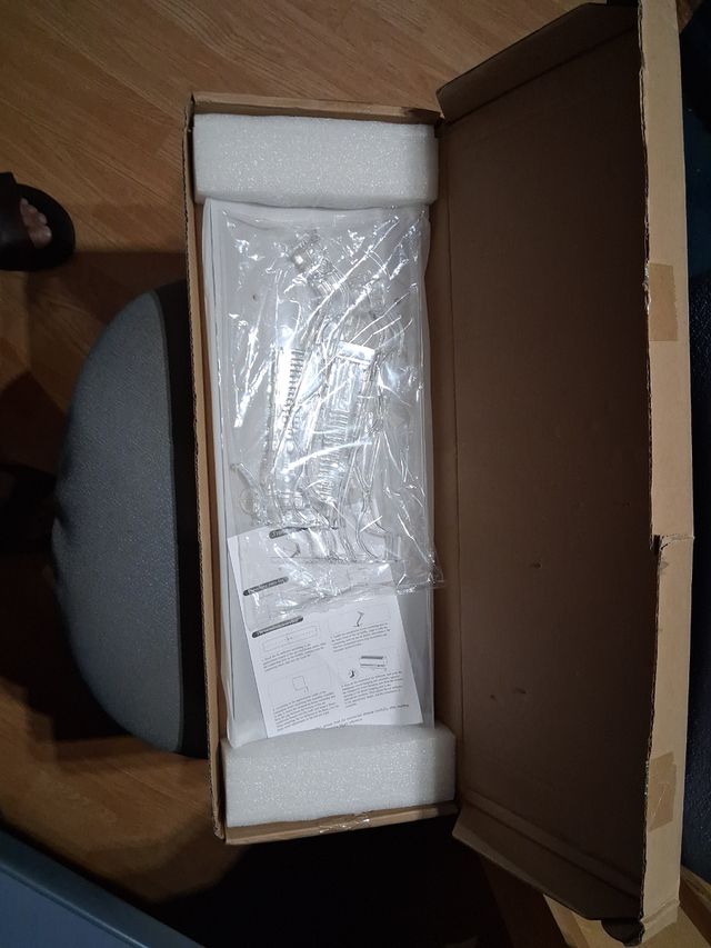 Refractario oriental. Dirige la dirección de aire