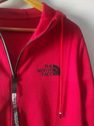 Sudadera The North Face roja