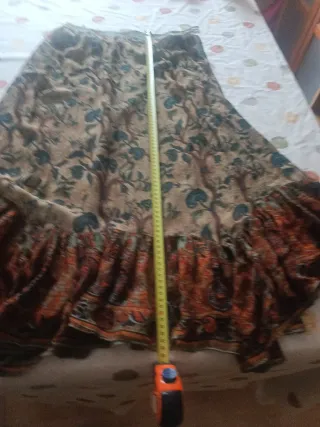 Falda larga estampada otoñal