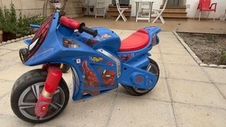 Moto Spiderman correpasillos