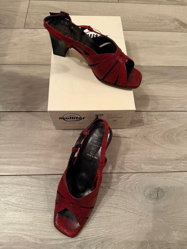 Sandali Molliter rossi n. 37