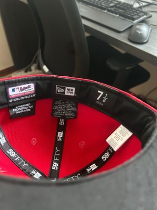 Gorra New Era roja original (talla ajustable)