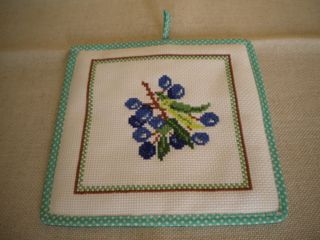 3 CENTRI+2 PRESINE IN AIDA RICAMATI A PUNTO CROCE