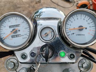 Hyosung Aquila 125