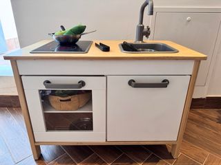 Cocinita juguete Ikea madera