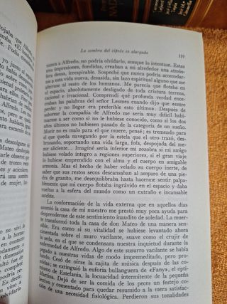 Libro.  Premios Nadal 2