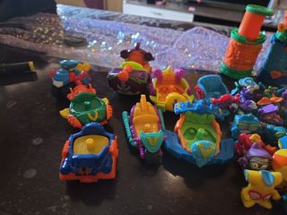 Lote SuperThings y coches
