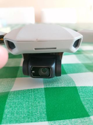 Dron DJI Mini 2 (sin mando)