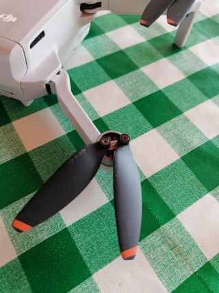 Dron DJI Mini 2 (sin mando)