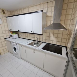 Piso alquiler en Parquesol / 4 hab - 110m2