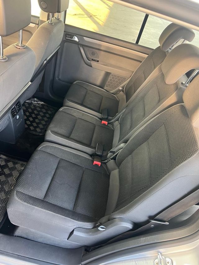 Volkswagen Touran 2013