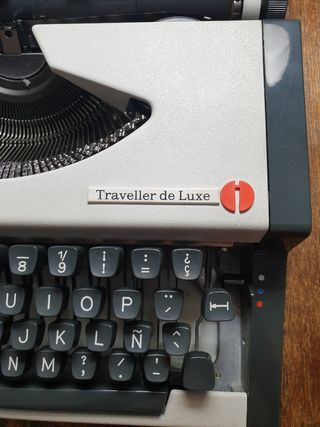 Máquina Olympia Traveller de Luxe