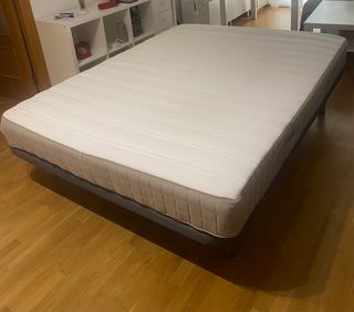 Colchón + tabla 150x190. Impecable