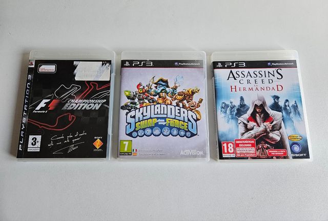 3 Juegos PS3: Assassins Creed, F1, Skylanders