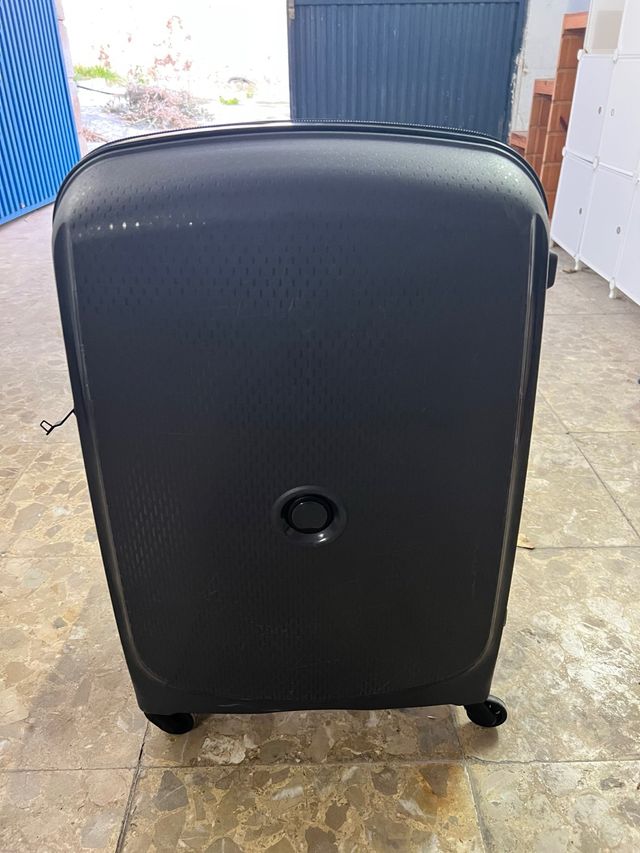 Maleta mediana negra 67-70cm