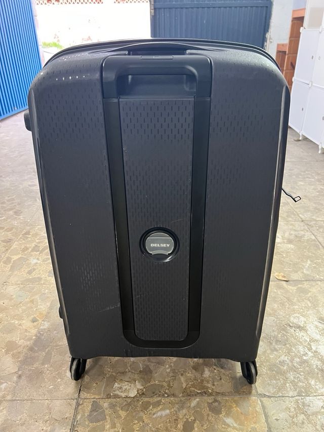 Maleta mediana negra 67-70cm