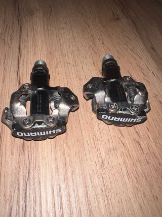 Pedales Shimano PD-M520