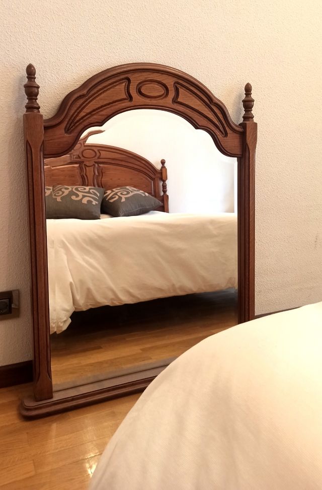 Espejo madera nogal nacional