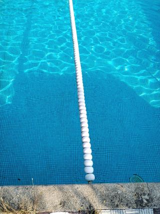 Corchera piscina - 90 bolas, 4 metros
