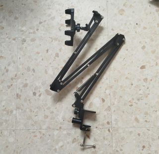 Soporte móvil articulado