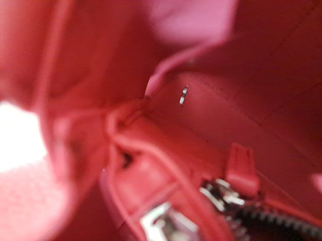 Borsetta rosa a mano