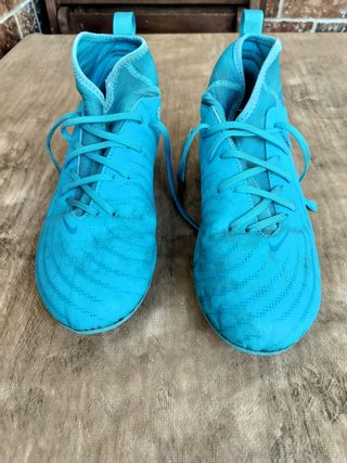 Botas Nike Phantom Luna 37.5