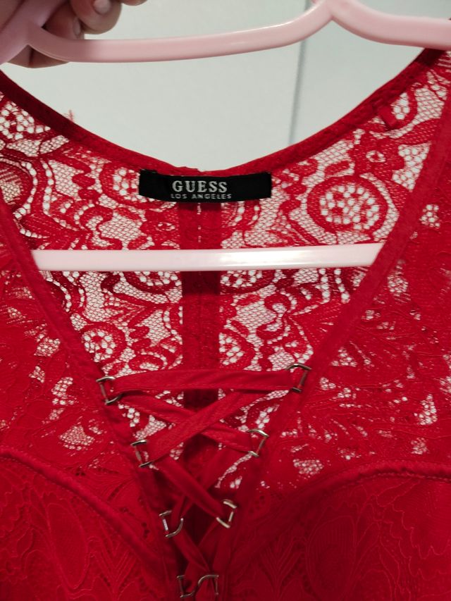 Vestido rojo Guess encaje
