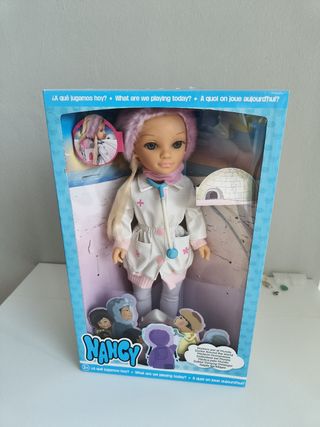 Muñeca Nancy Doctora