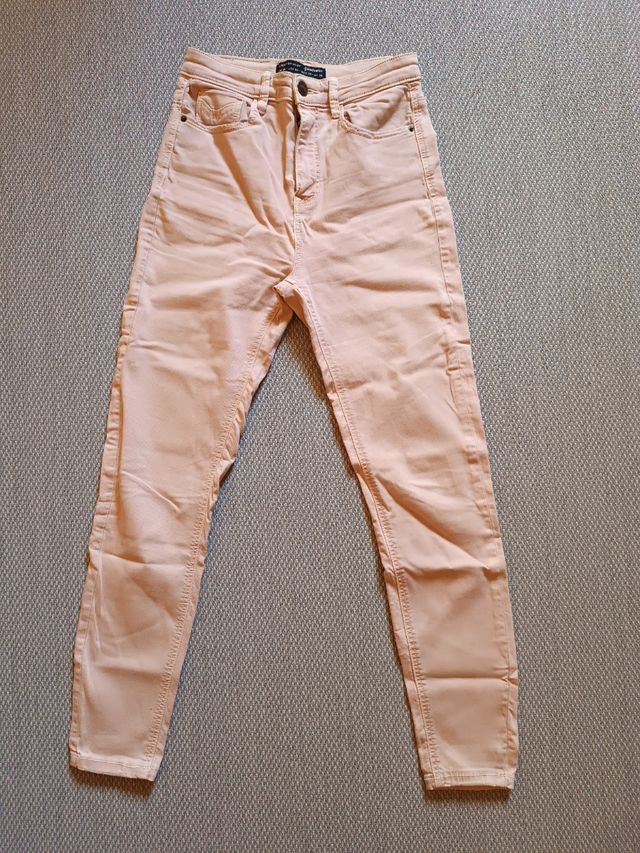 Pantalones Stradivarius 