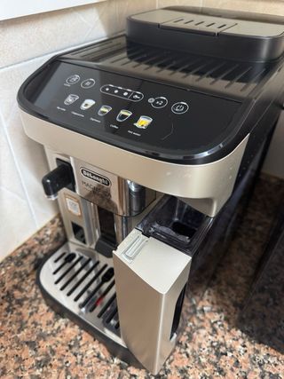 Cafetera Delonghi Magnifica Evo
