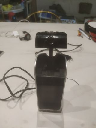 Radio despertador proyector