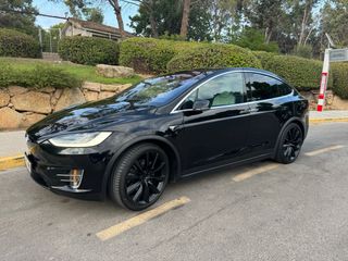 Tesla Model X 2017